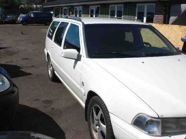 Volvo V70 (S70/XC70) 1997-2000 (Type I) , Motorkode: D5252T, Girkassekode: 