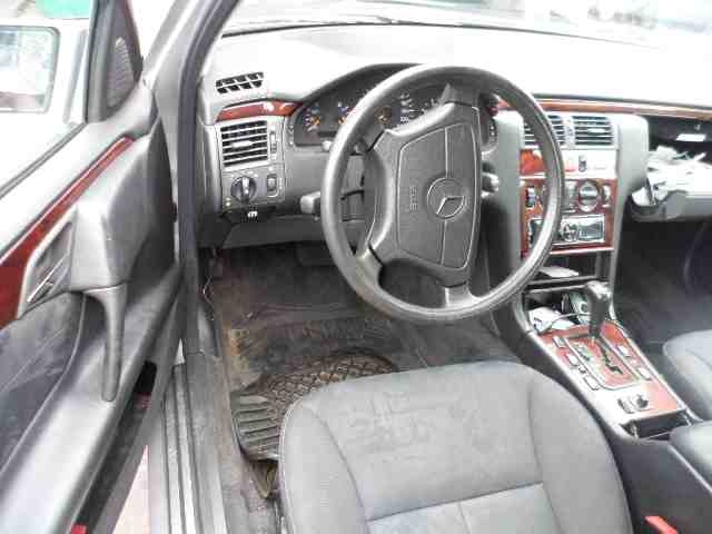Mercedes E-Klasse 1995-2000 (Fase 1) (W210) (W210), Motorkode: , Girkassekode: 