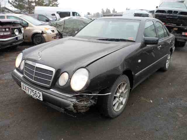 Mercedes E-Klasse 1995-2000 (Fase 1) (W210) (W210), Motorkode: M111.942, Girkassekode: 