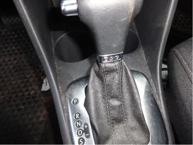 VW Polo 2009-2014 (Type V, Fase 1) , Motorkode: CAYB, Girkassekode: KJB
