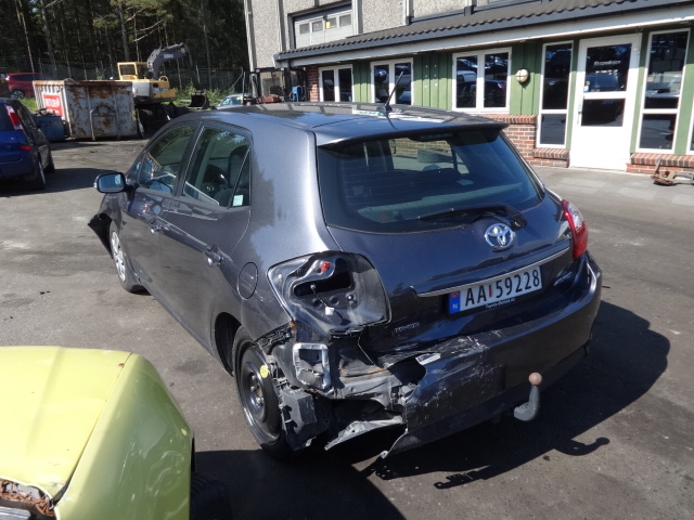 Toyota Auris 2010-2012 (Type I, Fase 2) , Motorkode: 1ND-TV, Girkassekode: