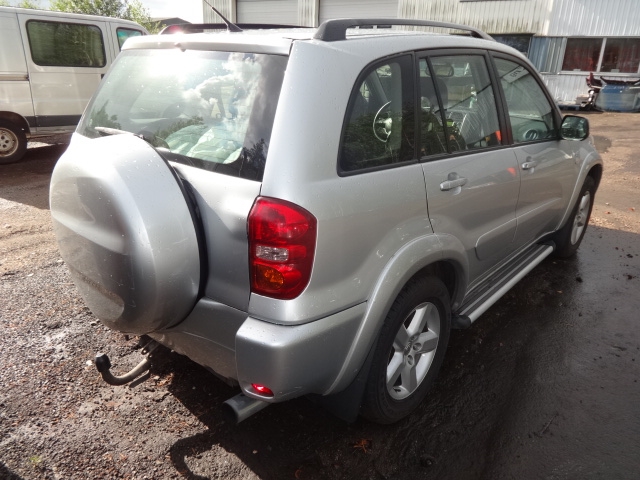 Toyota RAV4 2000-2006 (Type II) , Motorkode: 1CD-FTV, Girkassekode: 