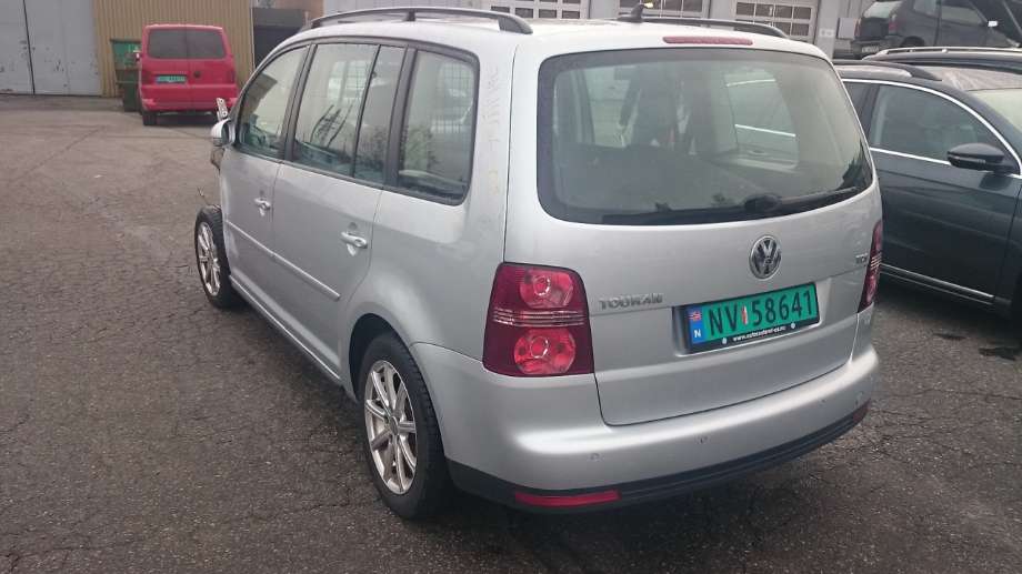 VW Touran 2007-2010 (Type I, Fase 2) , Motorkode: BLS;BXE, Girkassekode: KMZ