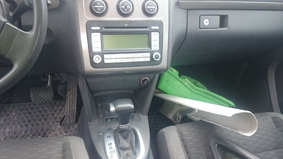 VW Touran 2007-2010 (Type I, Fase 2) , Motorkode: BLS;BXE, Girkassekode: KMZ