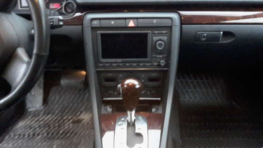 Audi A4 2004-2008 (Type III) (B7) (B7), Motorkode: BLB;BRE, Girkassekode: 