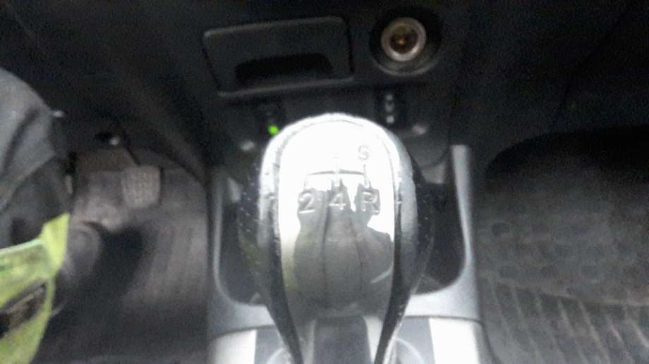 Toyota RAV4 2000-2006 (Type II) , Motorkode: 1CD-FTV, Girkassekode: 