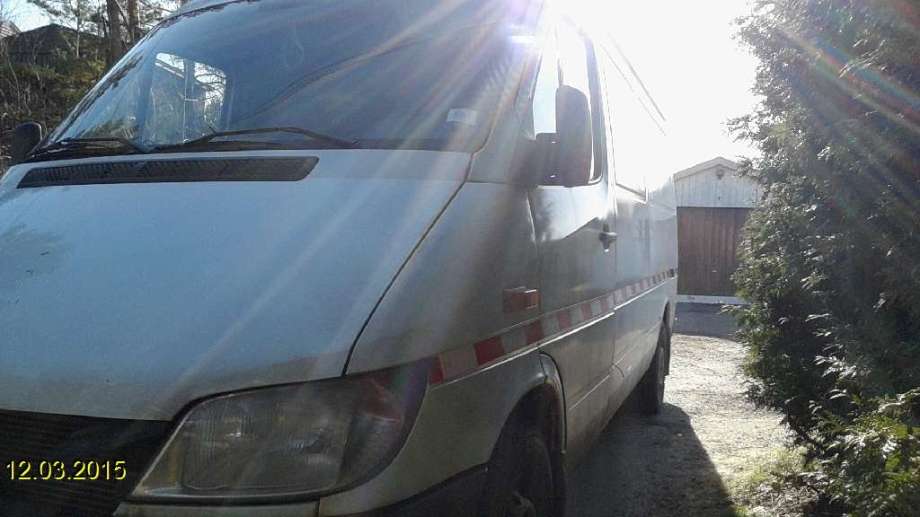 Mercedes 208-416 1995-->> , Motorkode: OM611.981, Girkassekode: 