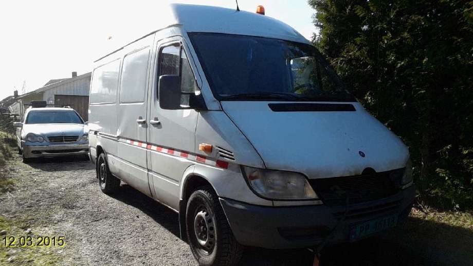 Mercedes 208-416 1995-->> , Motorkode: OM611.981, Girkassekode: 