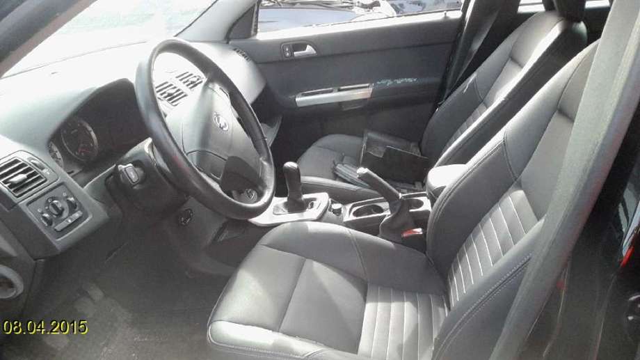 Volvo V50 2004-2007 (Fase 1) , Motorkode: D4164T, Girkassekode: 