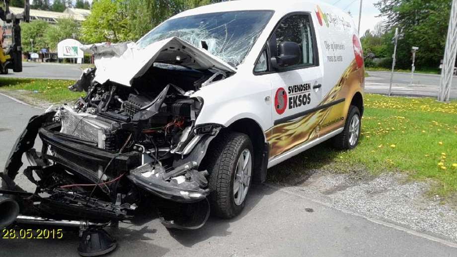 VW Caddy 2010-2015 (Type III, Fase 2) , Motorkode: CFHF, Girkassekode: 