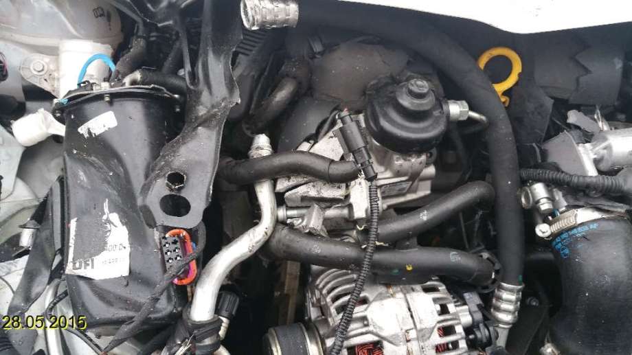 VW Caddy 2010-2015 (Type III, Fase 2) , Motorkode: CFHF, Girkassekode: 