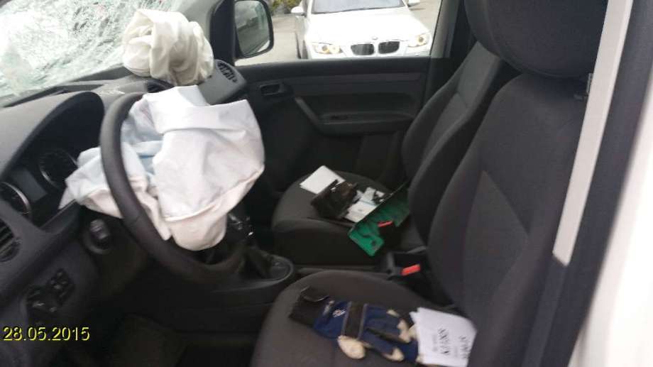 VW Caddy 2010-2015 (Type III, Fase 2) , Motorkode: CFHF, Girkassekode: 