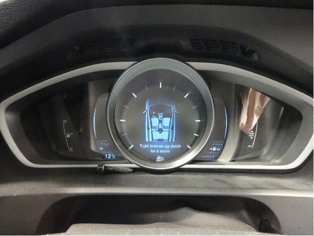 Volvo V40 2012-2019 , Motorkode: D4162T, Girkassekode: 