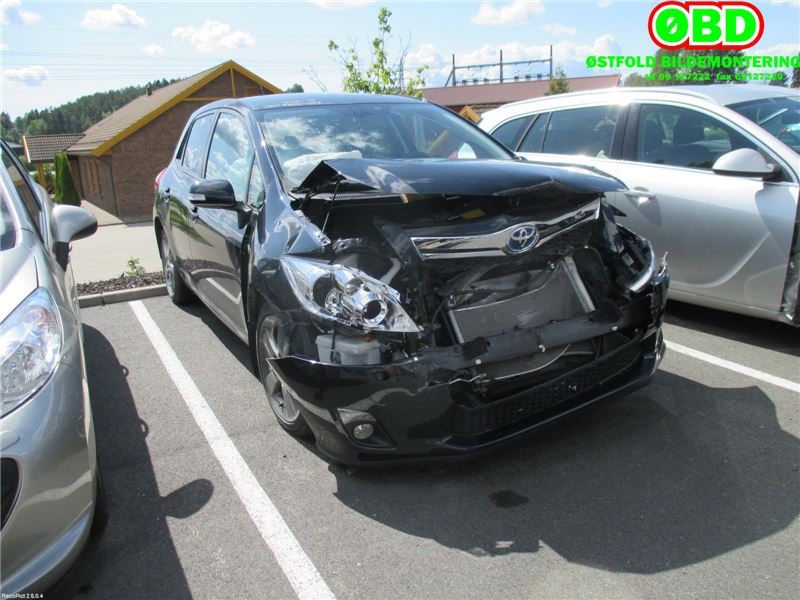 Toyota Auris 2010-2012 (Type I, Fase 2) , Motorkode: 2ZR-FXE, Girkassekode: 