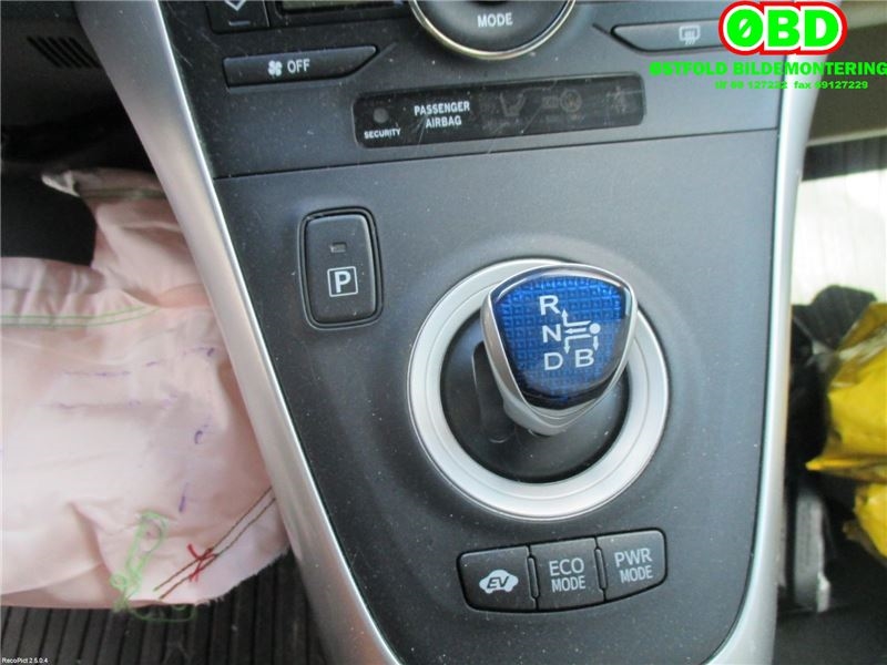 Toyota Auris 2010-2012 (Type I, Fase 2) , Motorkode: 2ZR-FXE, Girkassekode: 