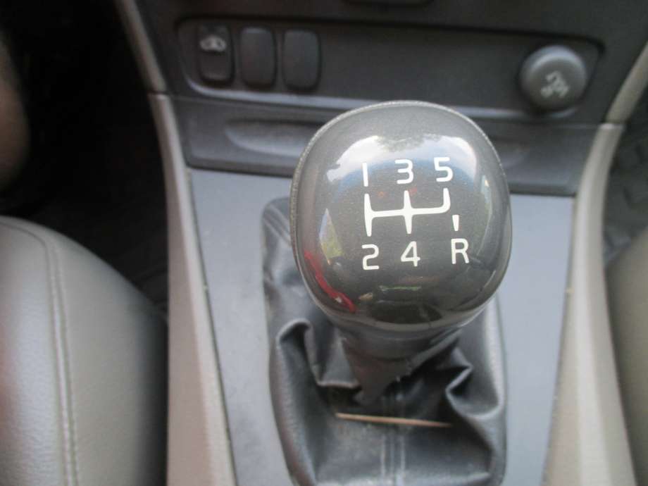 Volvo S60 2000-2004 (Type I, Fase 1) , Motorkode: B5204T5, Girkassekode: 