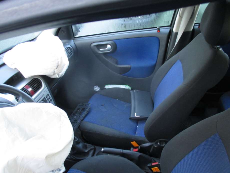 Opel Corsa C 2000-2006 , Motorkode: Z12XEP, Girkassekode: 