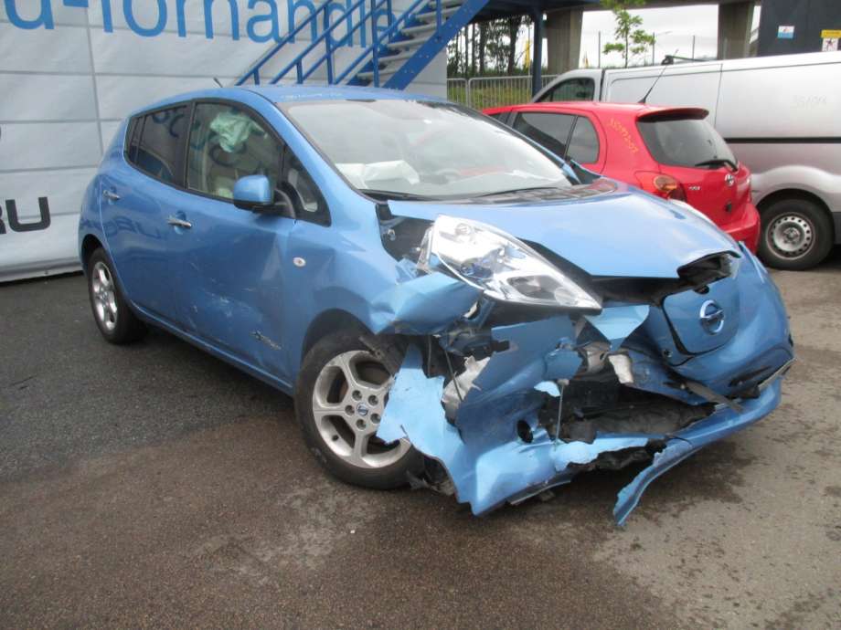 Nissan Leaf 2011-2017 (Type I) , Motorkode: EM61, Girkassekode: