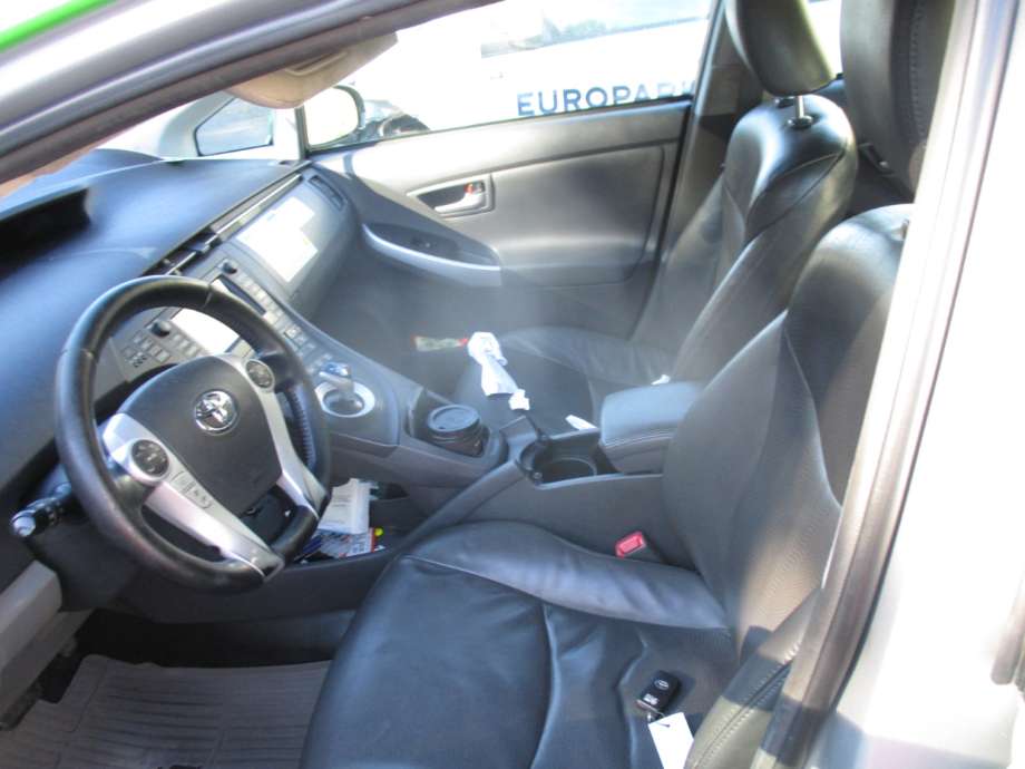 Toyota Prius 2009-2016 (Type III) (COMBI) (COMBI), Motorkode: 2ZR-FXE, Girkassekode: 