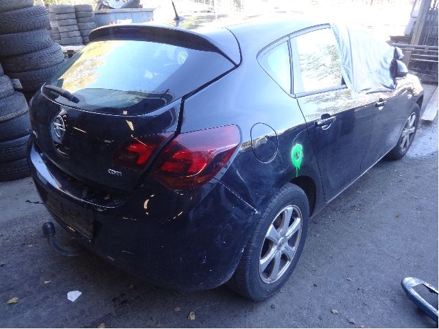 Opel Astra J 2010-2015 , Motorkode: A17DTJ, Girkassekode: