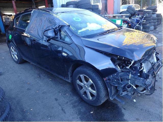 Opel Astra J 2010-2015 , Motorkode: A17DTJ, Girkassekode: