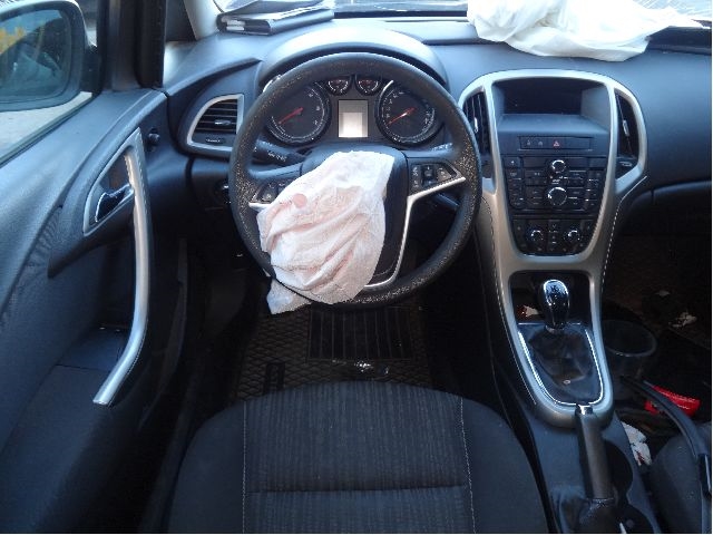 Opel Astra J 2010-2015 , Motorkode: A17DTJ, Girkassekode: