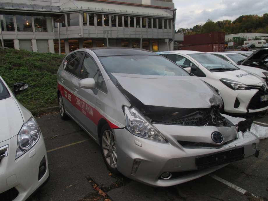 Toyota Prius +7 2012-2020 (Type III) (stasjonsvogn) (stasjonsvogn), Motorkode: 2ZR-FXE, Girkassekode: 