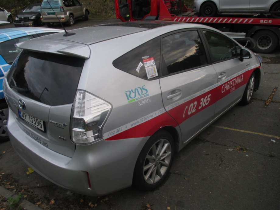 Toyota Prius +7 2012-2020 (Type III) (stasjonsvogn) (stasjonsvogn), Motorkode: 2ZR-FXE, Girkassekode: 