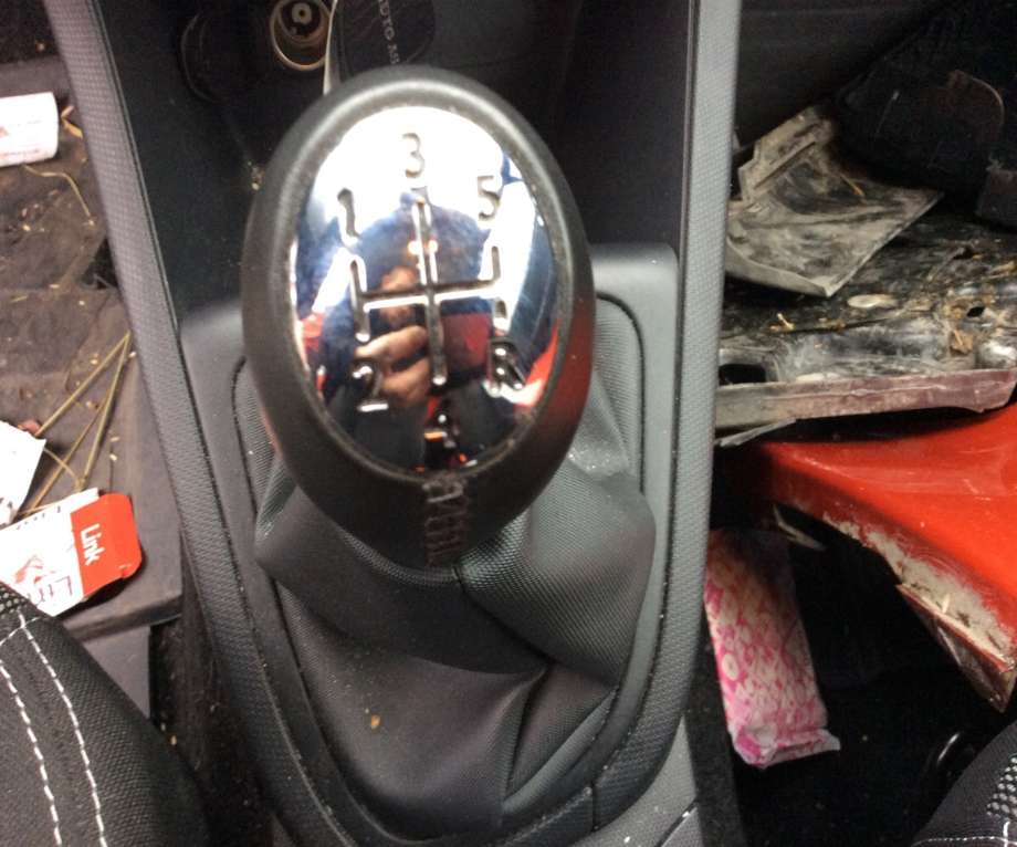 Renault Clio 2012-2016 (Type IV, Fase 1) , Motorkode: K9K-608, Girkassekode: 