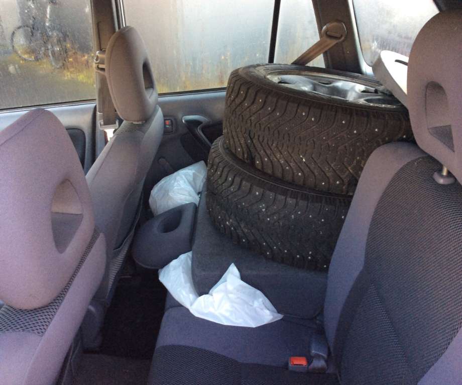 Toyota RAV4 2000-2006 (Type II) , Motorkode: 1CD-FTV, Girkassekode: 