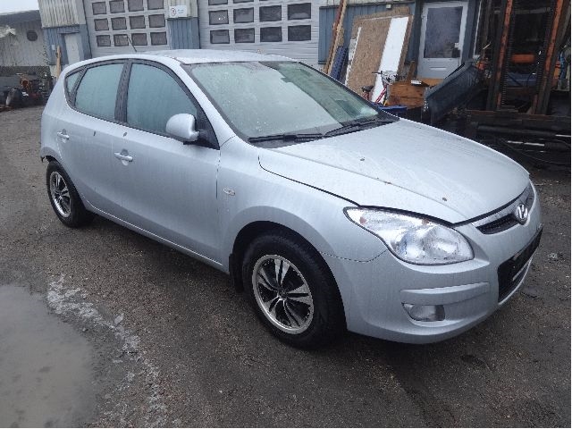 Hyundai i30 2007-2012 (Type I) , Motorkode: G4FC-L, Girkassekode: 