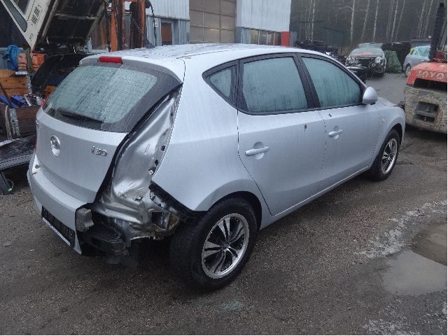 Hyundai i30 2007-2012 (Type I) , Motorkode: G4FC-L, Girkassekode: 