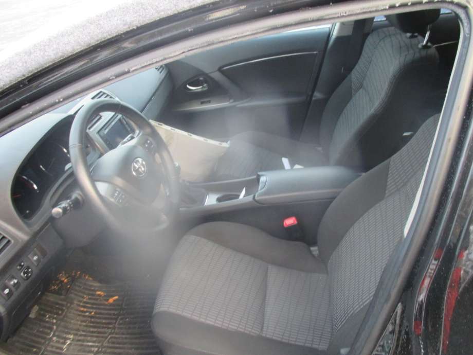 Toyota Avensis 2009-2015 (Type III, Fase 1) , Motorkode: 1AD-FTV, Girkassekode: 
