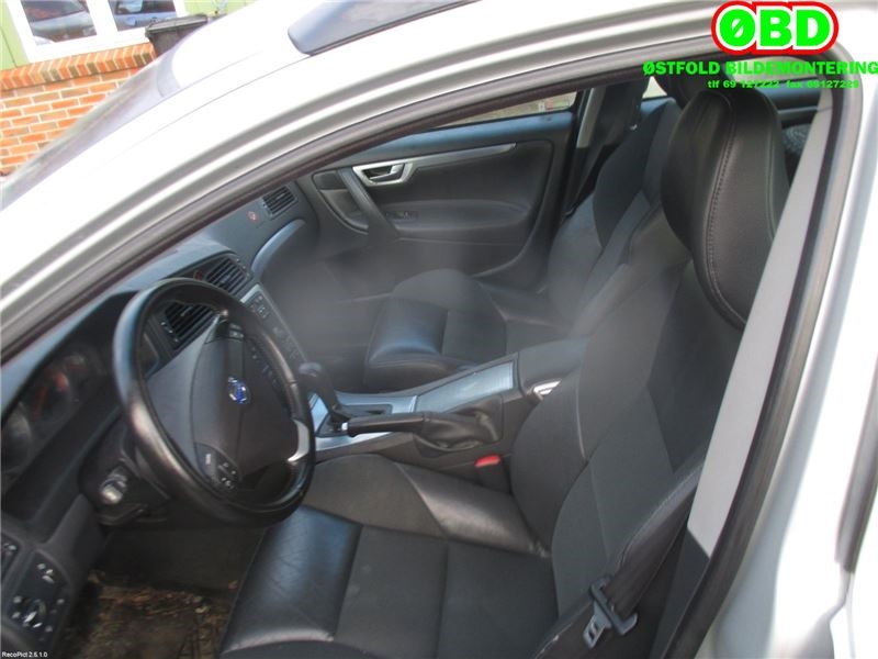 Volvo V70 2005-2007 (Type II, Fase 2) , Motorkode: B5204T5, Girkassekode: 30681178