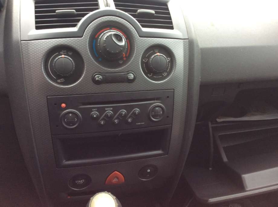 Renault Megane 2003-2005 (Type II, Fase 1) , Motorkode: F9Q-800;F9Q-812, Girkassekode: ND0