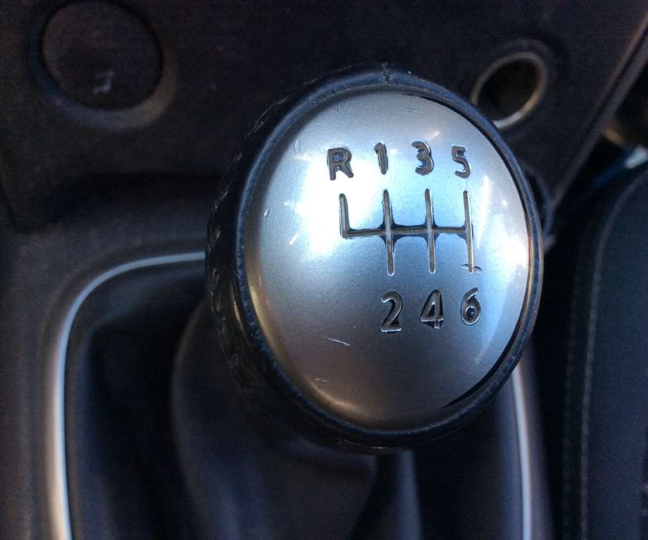 Nissan Qashqai 2007-2010 (Type I, Fase 1) , Motorkode: K9K, Girkassekode: 