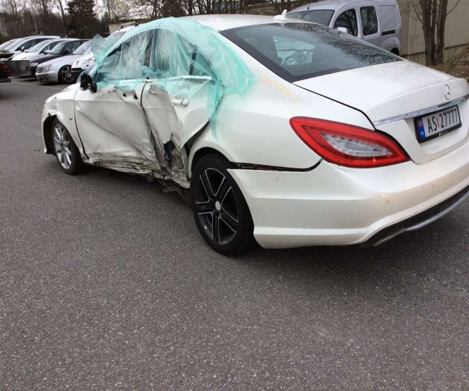 Mercedes CLS 2011-2017 (C218) (C218), Motorkode: OM642.853, Girkassekode: 