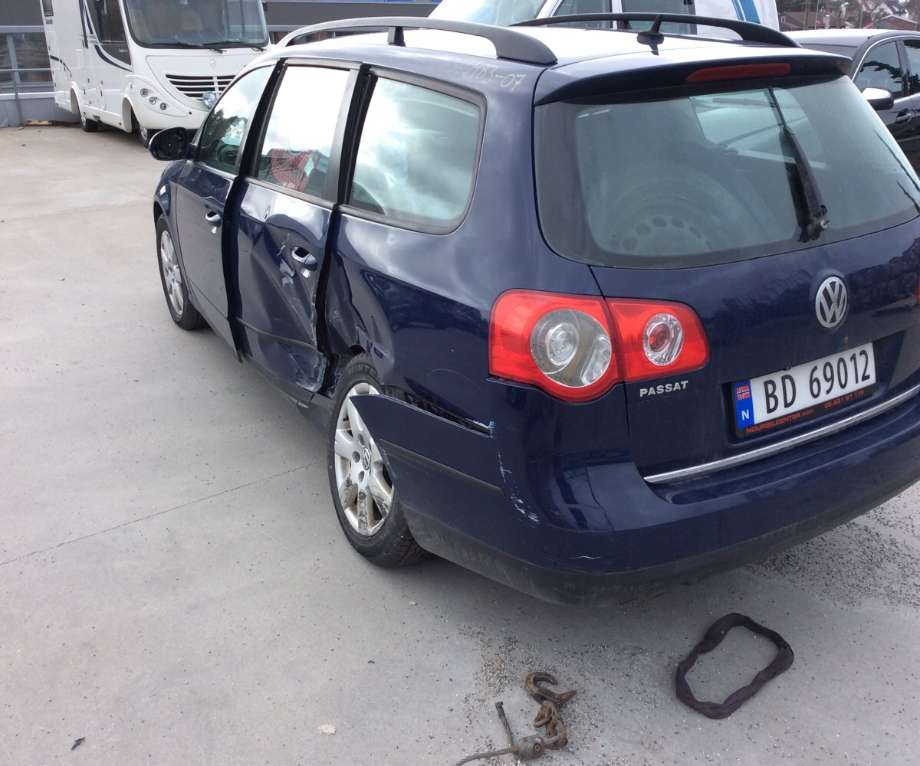 VW Passat 2005-2010 (B6) (B6), Motorkode: BLS, Girkassekode: 