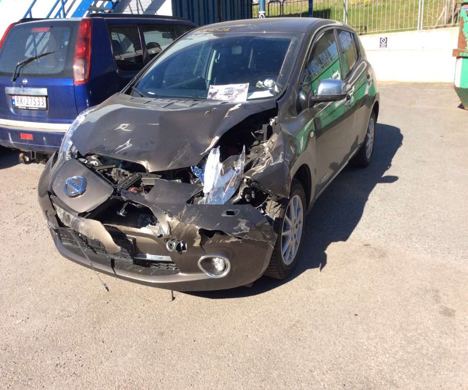 Nissan Leaf 2011-2017 (Type I) , Motorkode: EM57, Girkassekode: 