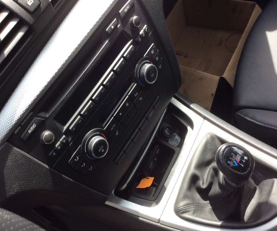 BMW 1-Serie 2004-2011 (E81/E82/E87/E88) (E81/E82/E87/E88), Motorkode: N47-D20A, Girkassekode: 