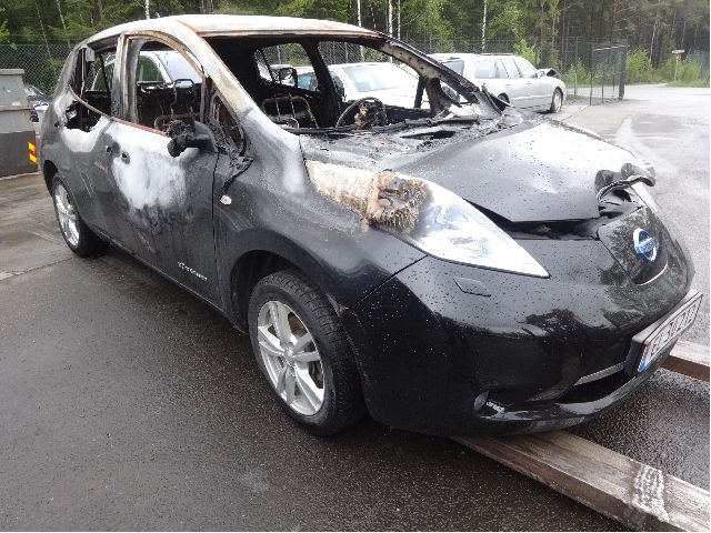 Nissan Leaf 2011-2017 (Type I) , Motorkode: EM61, Girkassekode: 