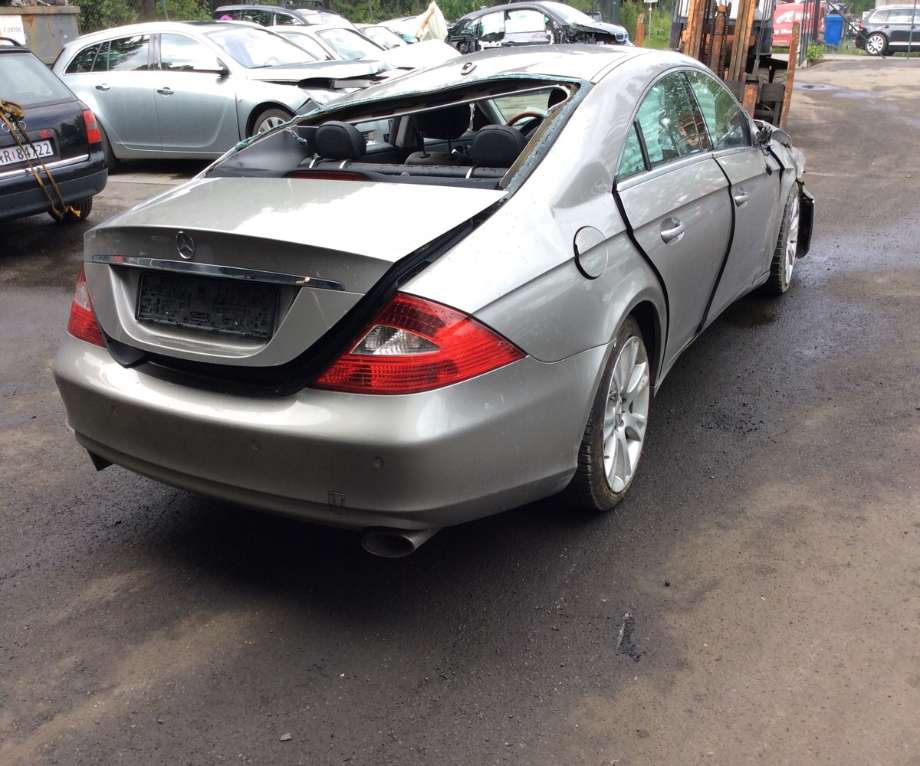 Mercedes CLS 2004-2010 (C219) (C219), Motorkode: OM642.920, Girkassekode: 