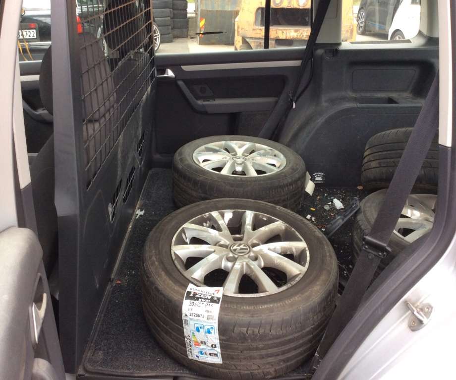 VW Touran 2007-2010 (Type I, Fase 2) , Motorkode: BLS, Girkassekode: 