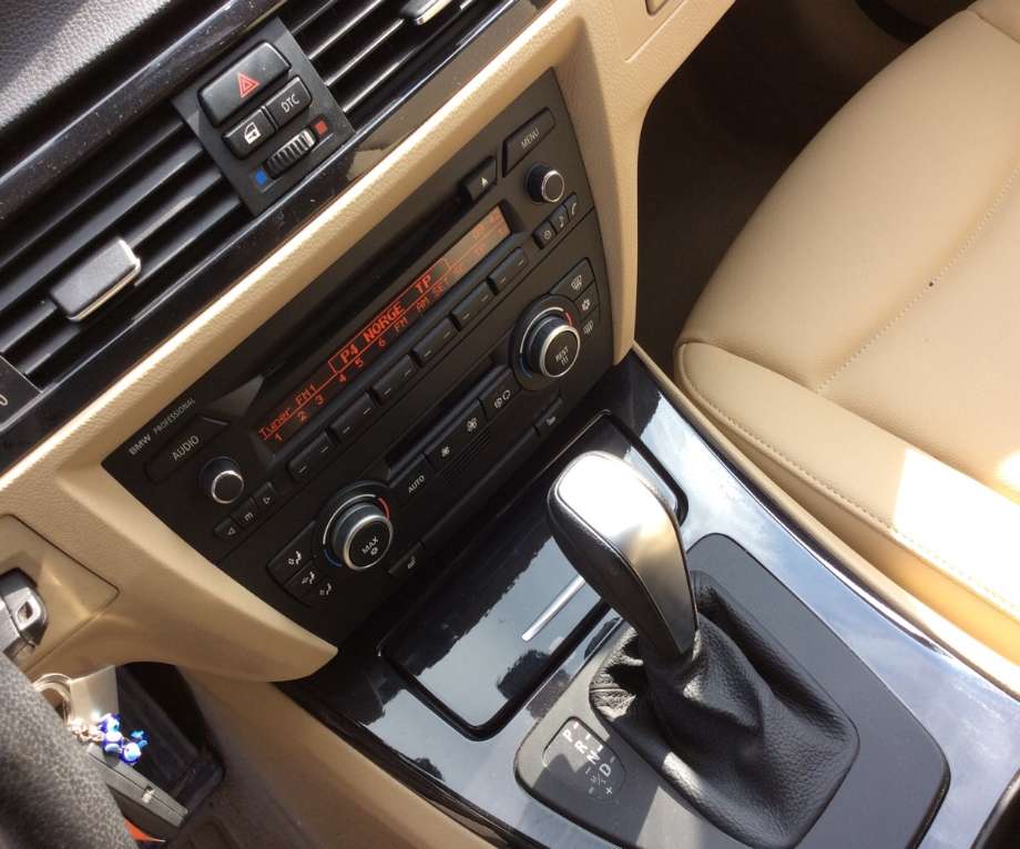 BMW 3-Serie 2005-2011 (E90/E91/E92/E93) (E90/E91/E92/E93), Motorkode: N47-D20C, Girkassekode: 