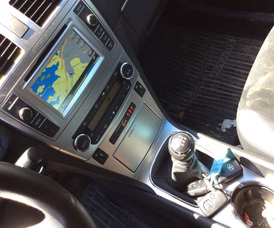 Toyota Avensis 2009-2015 (Type III, Fase 1) , Motorkode: 1AD-FTV, Girkassekode:
