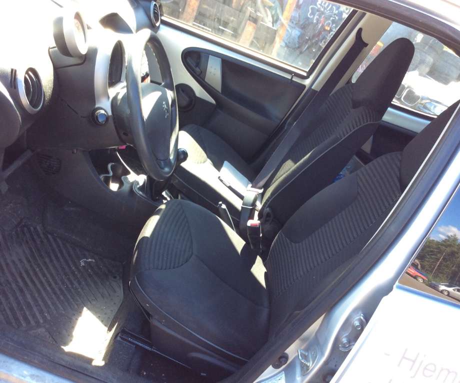 Peugeot 107 2006-2014 , Motorkode: CFB, Girkassekode: 
