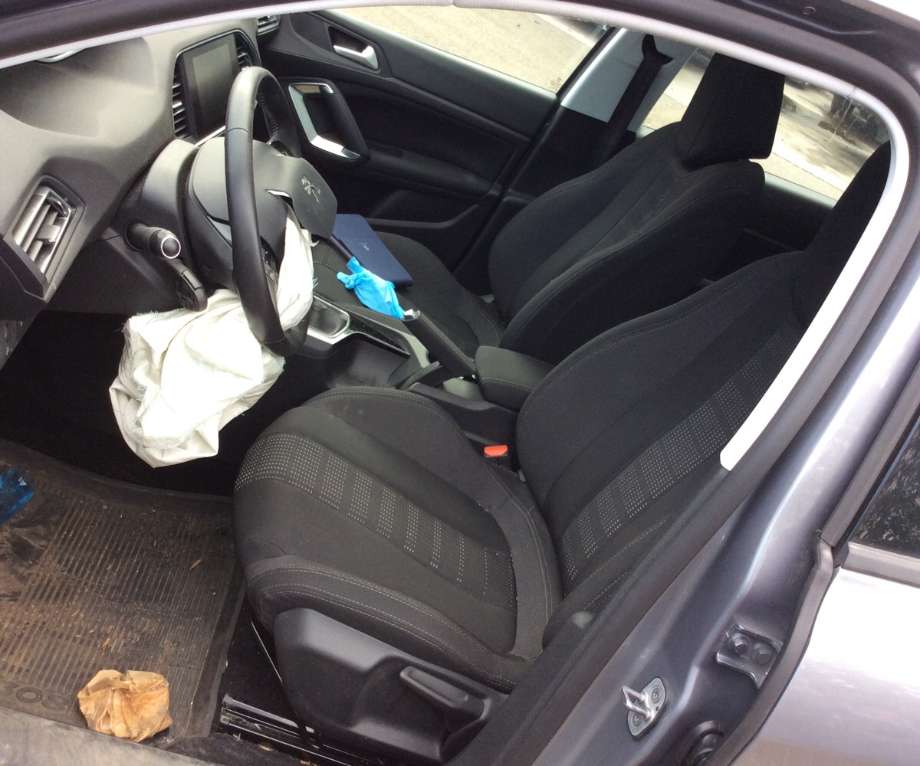 Peugeot 308 2013-2021 (Type II) , Motorkode: HNZ, Girkassekode: 