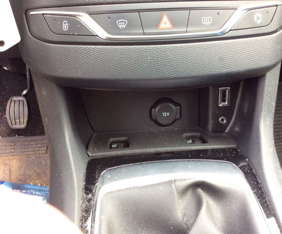 Peugeot 308 2013-2021 (Type II) , Motorkode: HNZ, Girkassekode: 