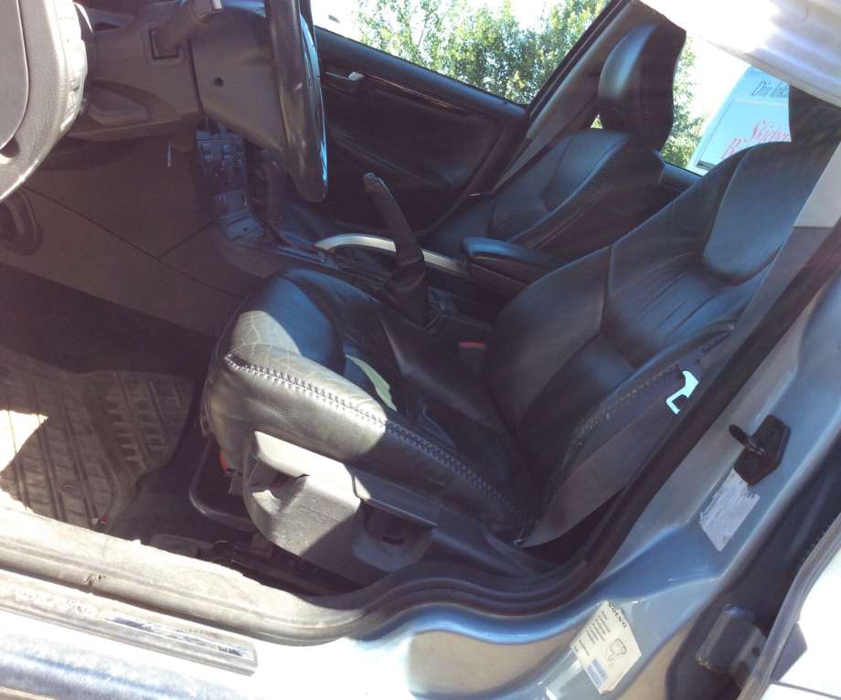 Volvo XC70 2001-2004 (Type I, Fase 1) , Motorkode: B5244T3, Girkassekode: 