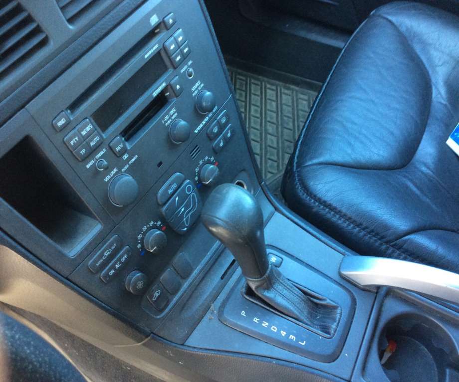 Volvo XC70 2001-2004 (Type I, Fase 1) , Motorkode: B5244T3, Girkassekode: 